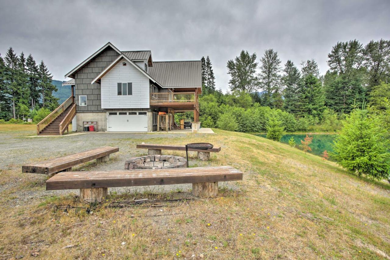 Villa With Firepit And Pond - 11 Miles To Mt Rainier! Packwood Exteriör bild